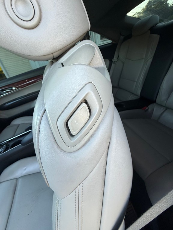 2016 Cadillac ATS Image 12