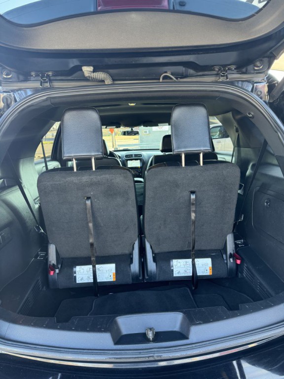 2017 Ford Explorer Image 24