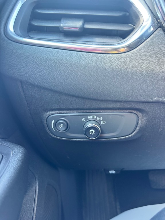 2020 Chevrolet Equinox Image 22