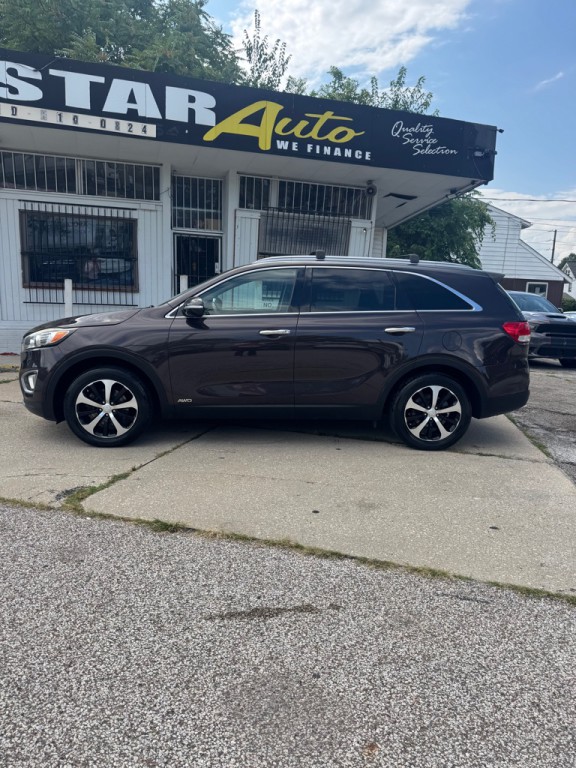 2016 Kia Sorento Image 2