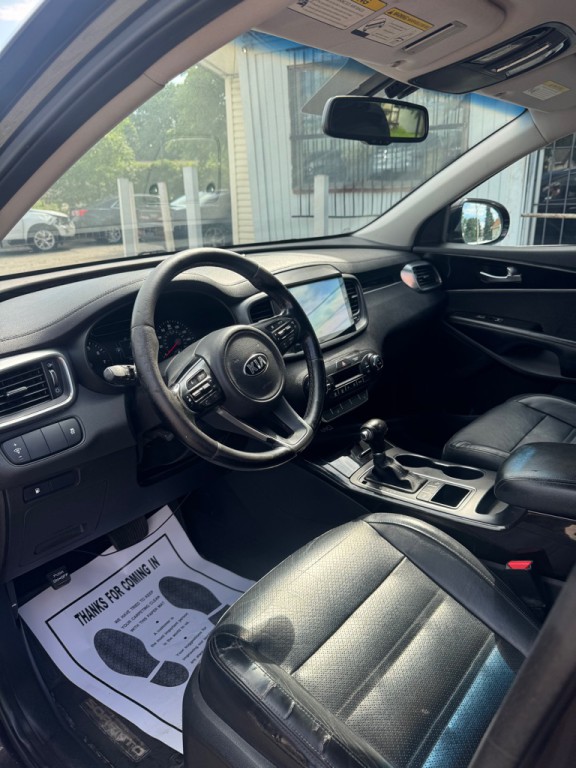 2016 Kia Sorento Image 13
