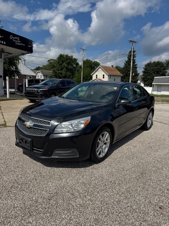 2013 Chevrolet Malibu Image 1