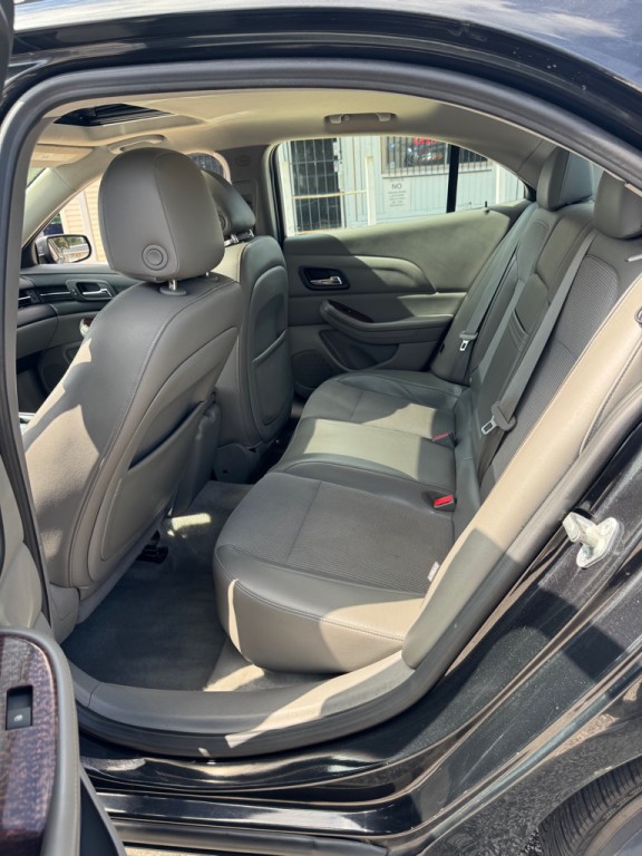 2013 Chevrolet Malibu Image 24