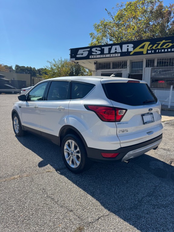 2019 Ford Escape Image 3