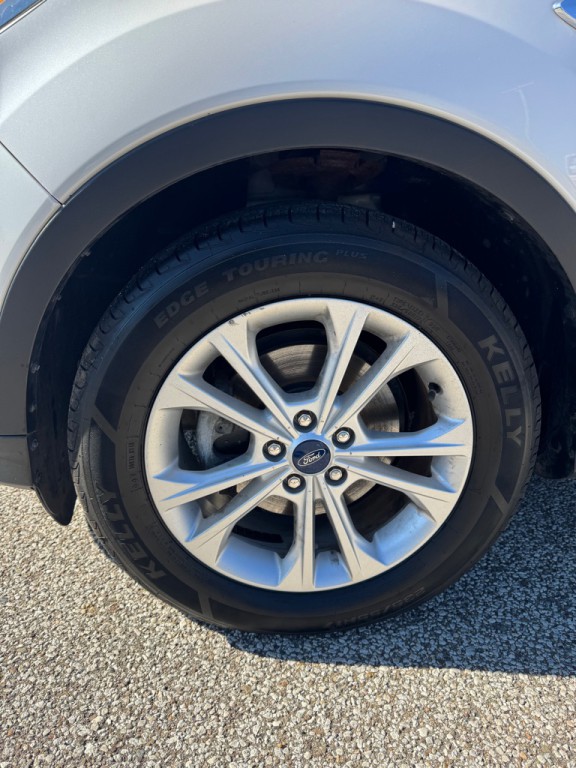 2019 Ford Escape Image 9