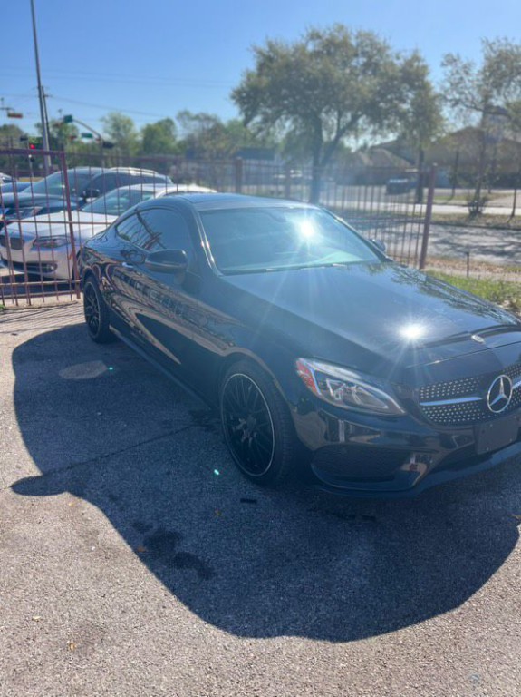 2017 Mercedes-Benz C-Class Image 6