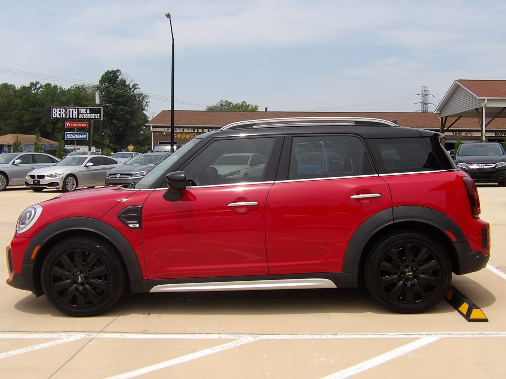 2021 MINI Cooper Image 2