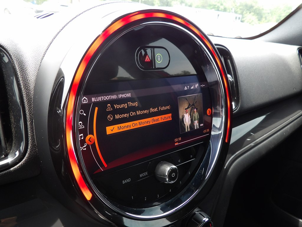 2021 MINI Cooper Image 19