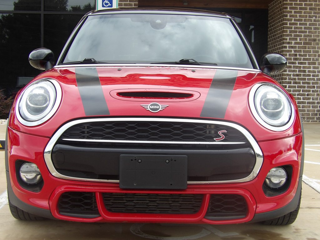 2019 MINI Cooper Image 8