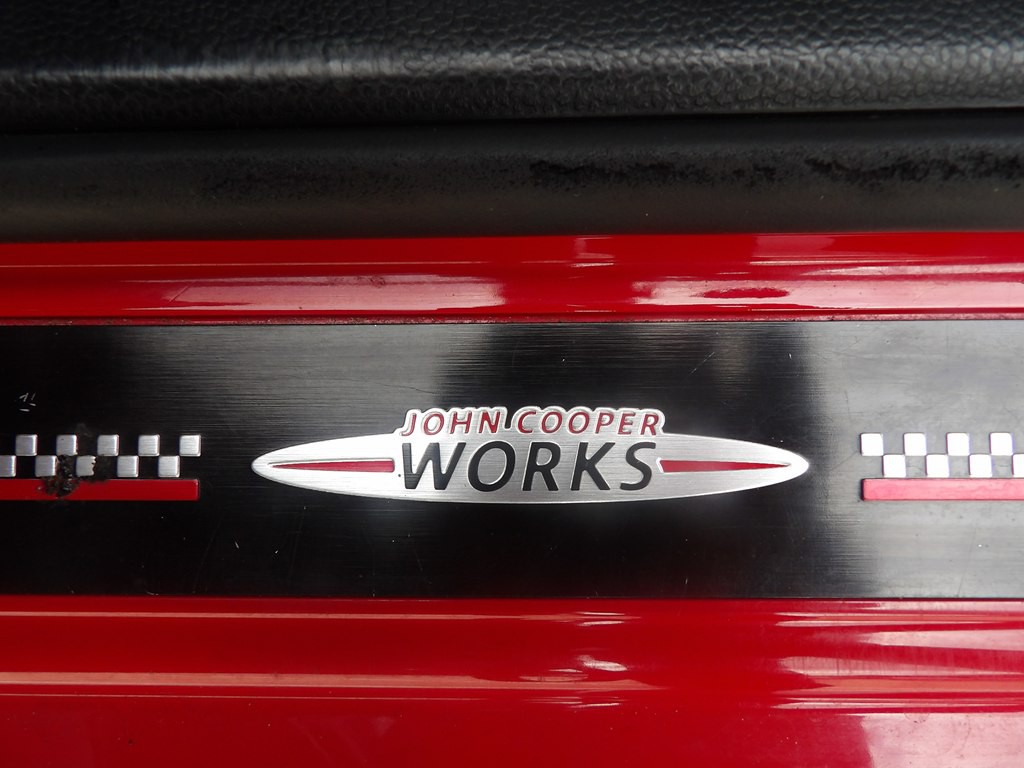 2019 MINI Cooper Image 12