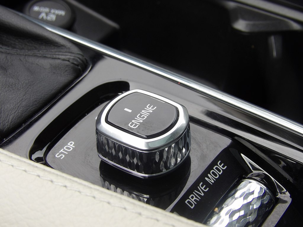 2017 Volvo XC90 Image 20