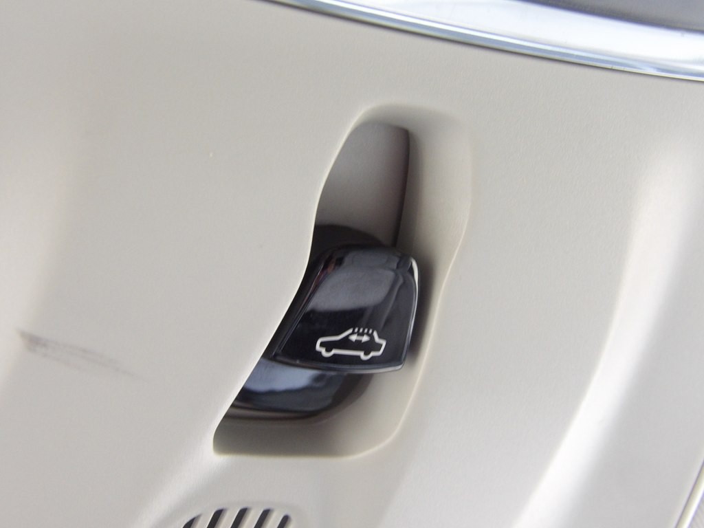 2017 Volvo XC90 Image 22