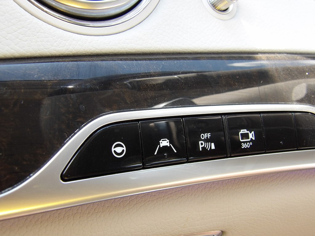 2015 Mercedes-Benz S-Class Image 15