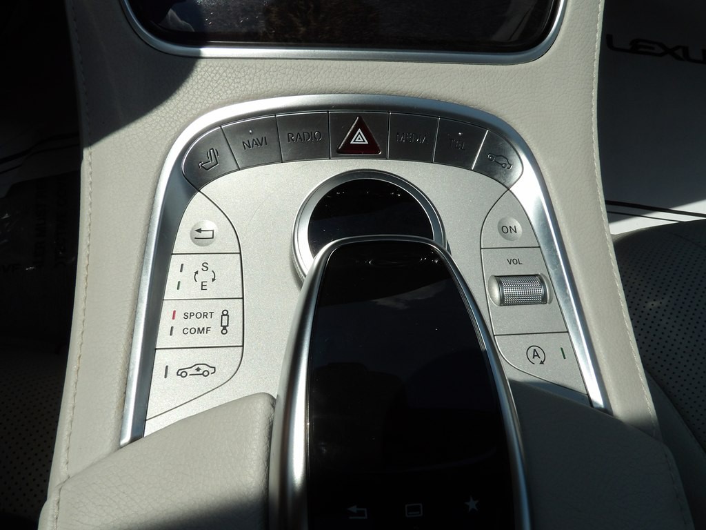 2015 Mercedes-Benz S-Class Image 30