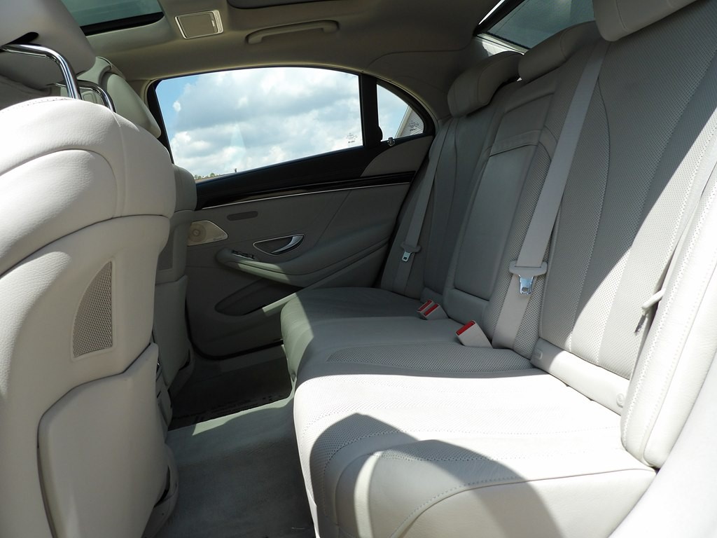 2015 Mercedes-Benz S-Class Image 39