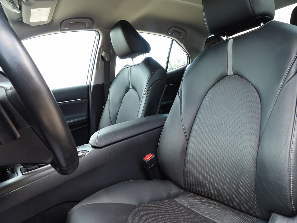 2023 Toyota Camry Image 11