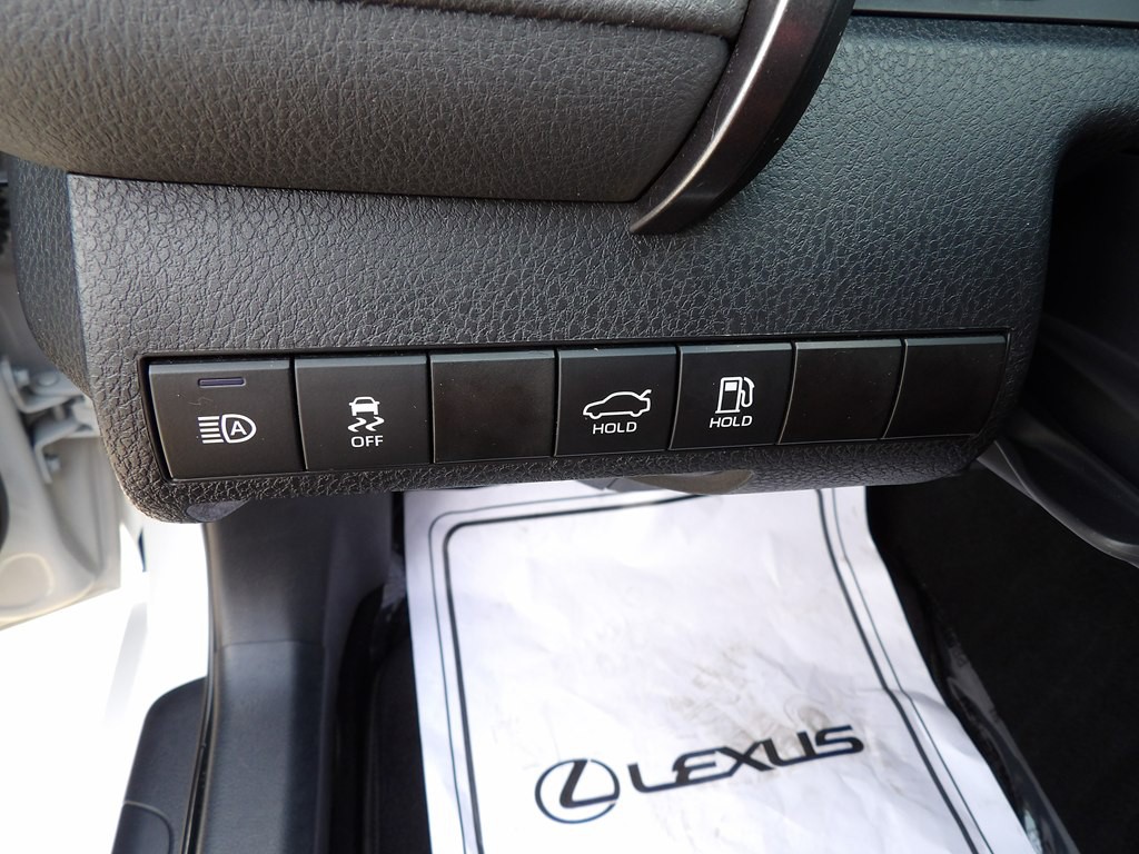 2023 Toyota Camry Image 13