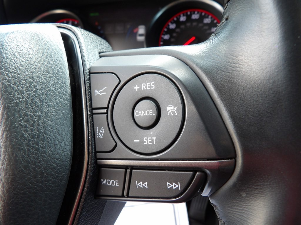 2023 Toyota Camry Image 18