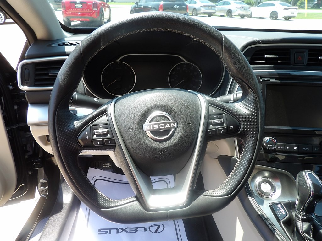 2023 Nissan Maxima Image 15