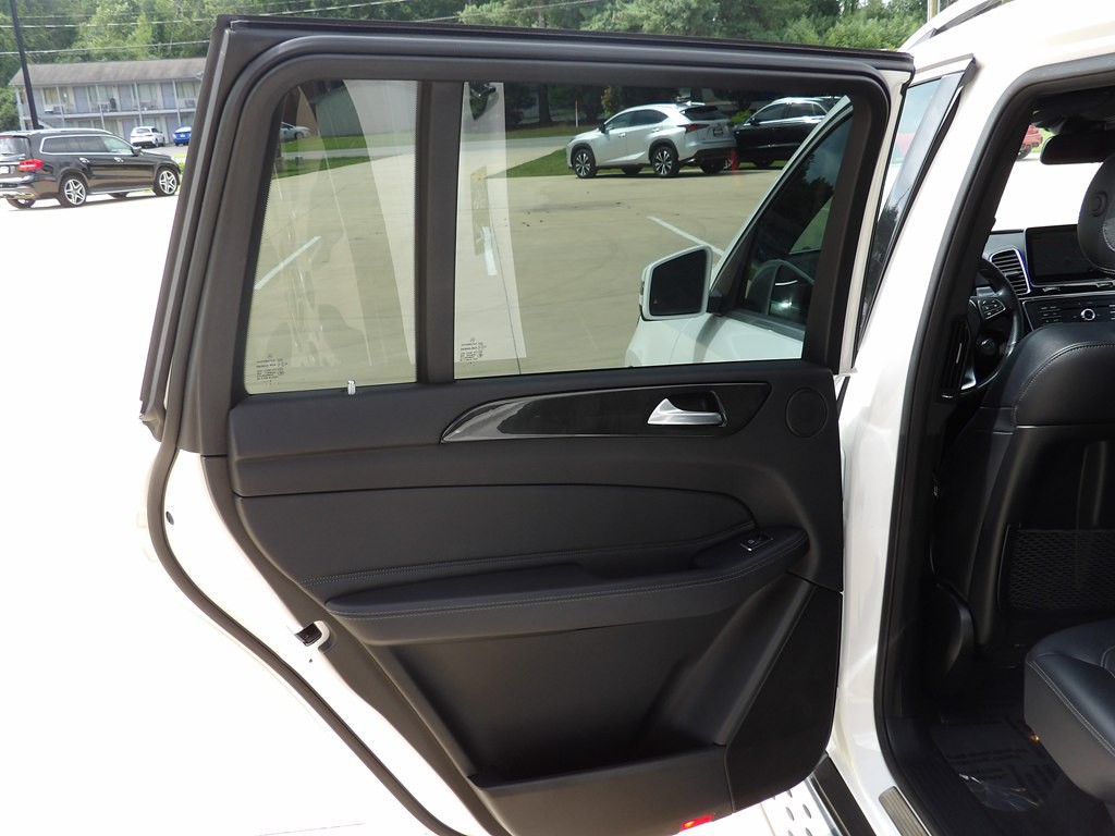2019 Mercedes-Benz GLS-Class Image 32