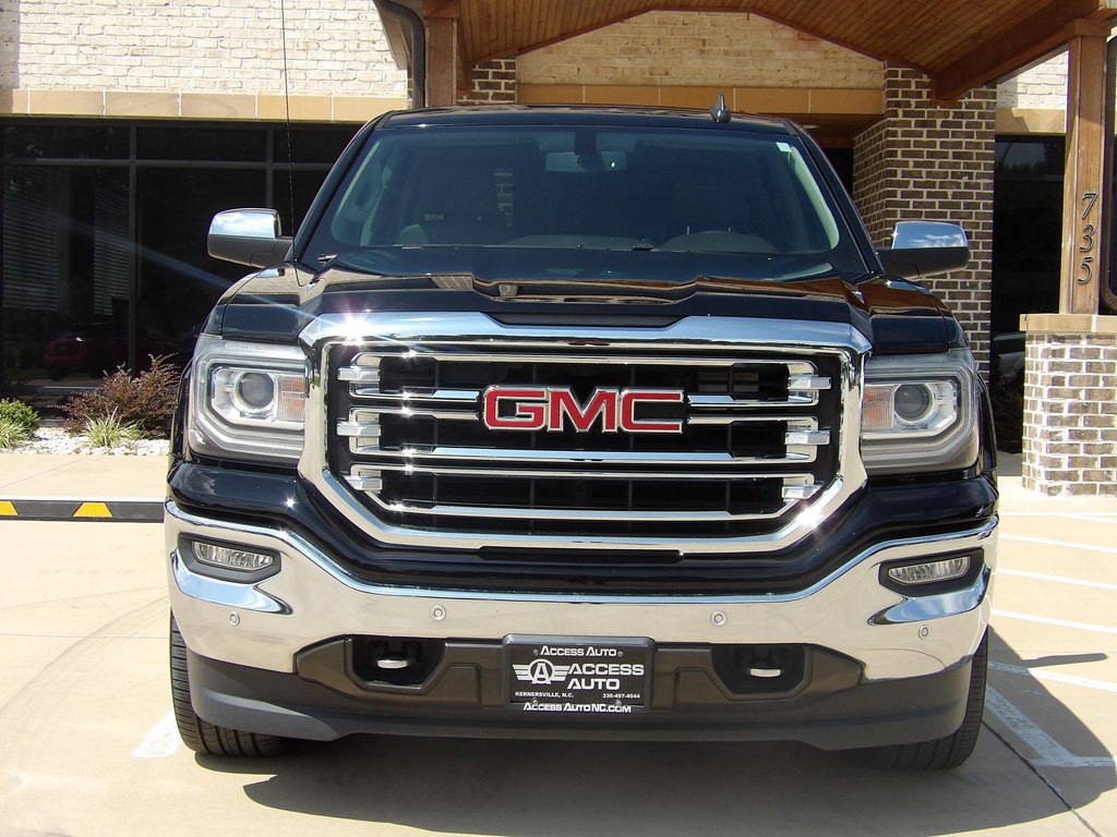 2018 GMC Sierra Image 8