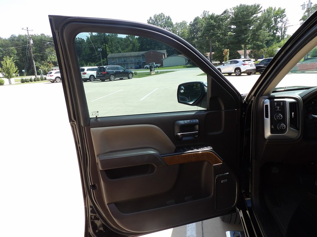 2018 GMC Sierra Image 9