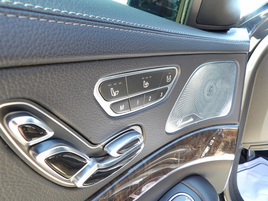 2015 Mercedes-Benz S-Class Image 10