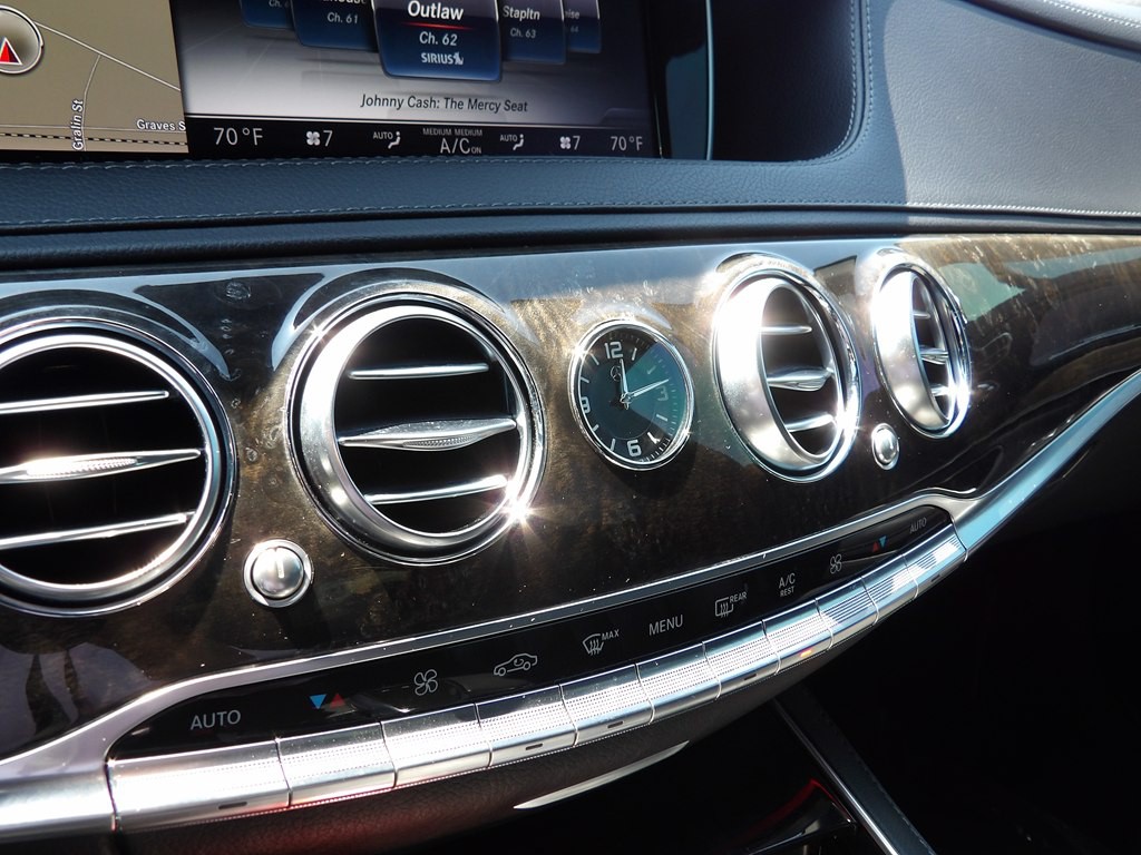 2015 Mercedes-Benz S-Class Image 24