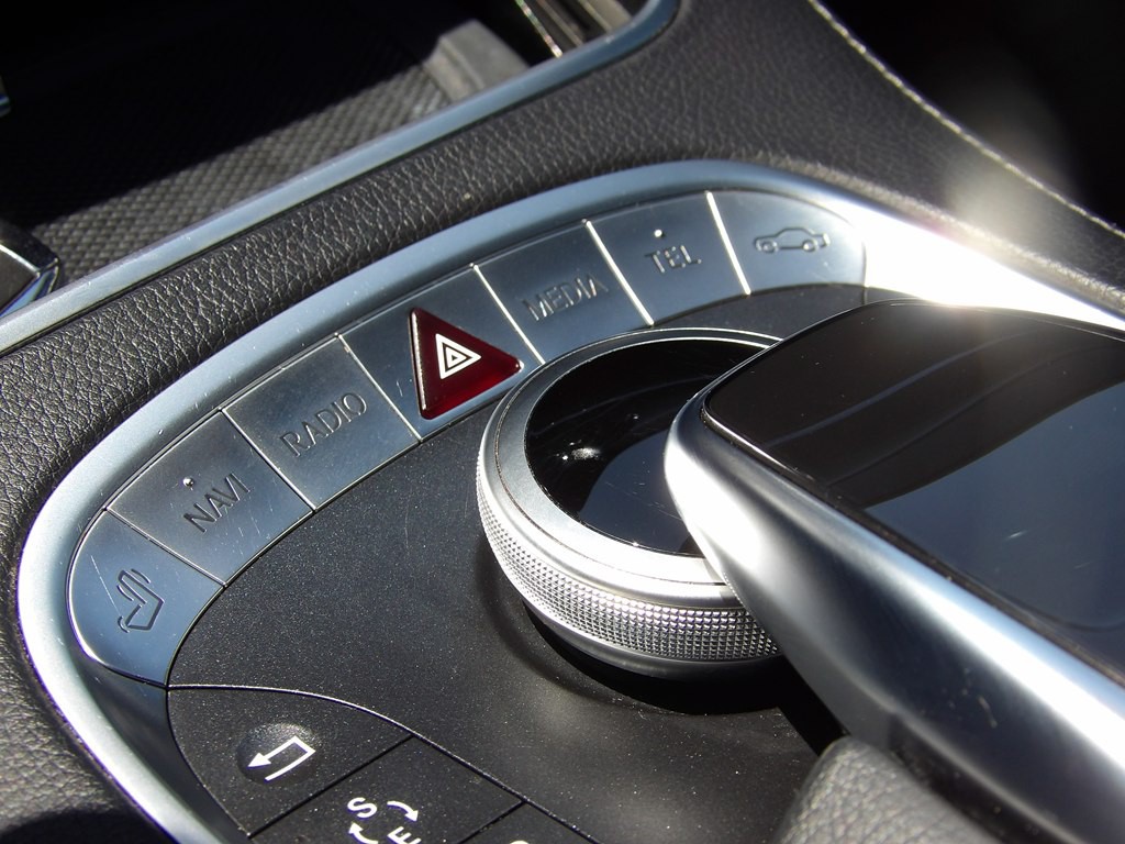 2015 Mercedes-Benz S-Class Image 25