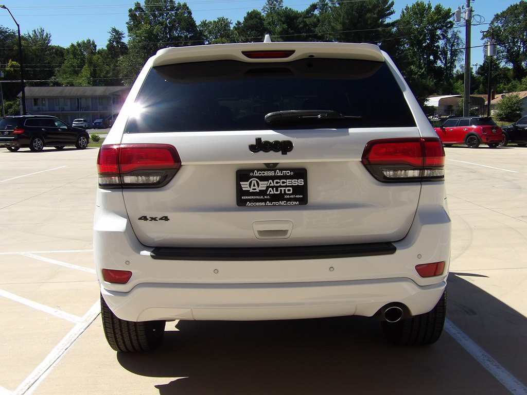 2019 Jeep Grand Cherokee Image 4