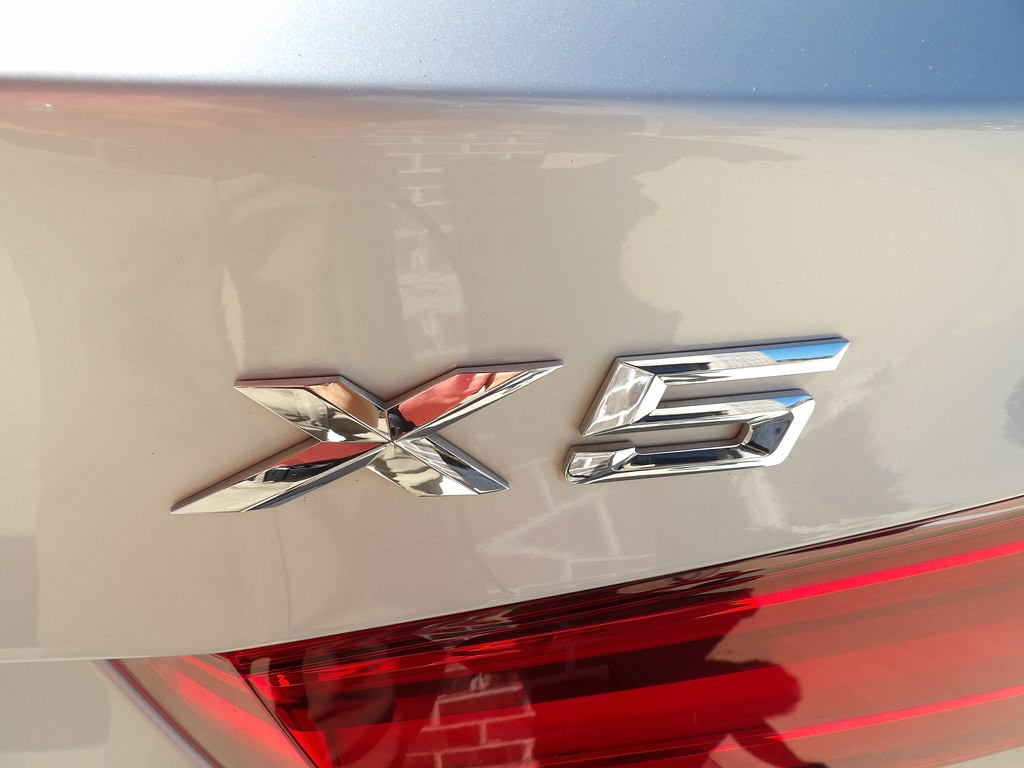 2015 BMW X5 Image 33