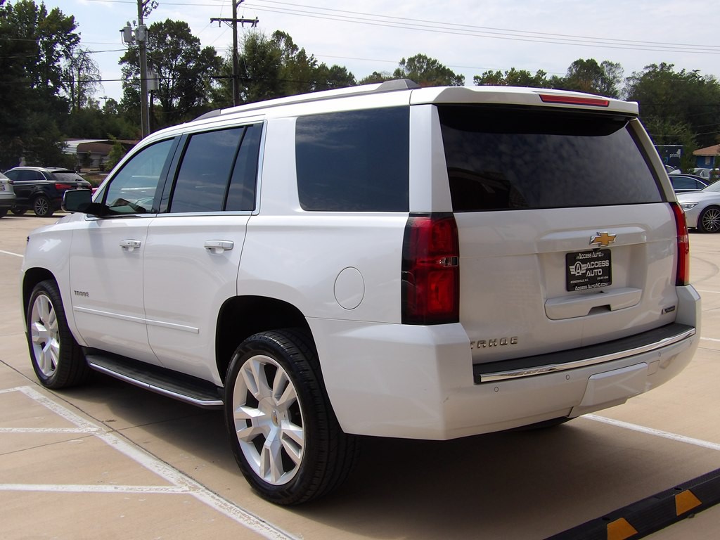 2017 Chevrolet Tahoe Image 3