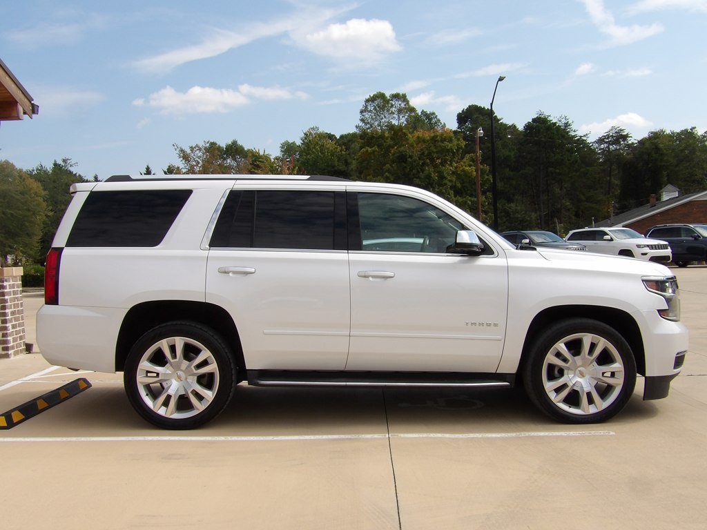 2017 Chevrolet Tahoe Image 6