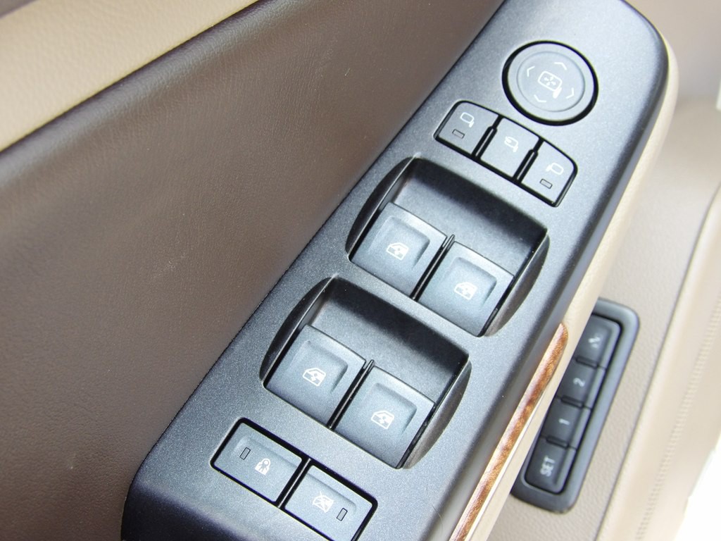 2017 Chevrolet Tahoe Image 10