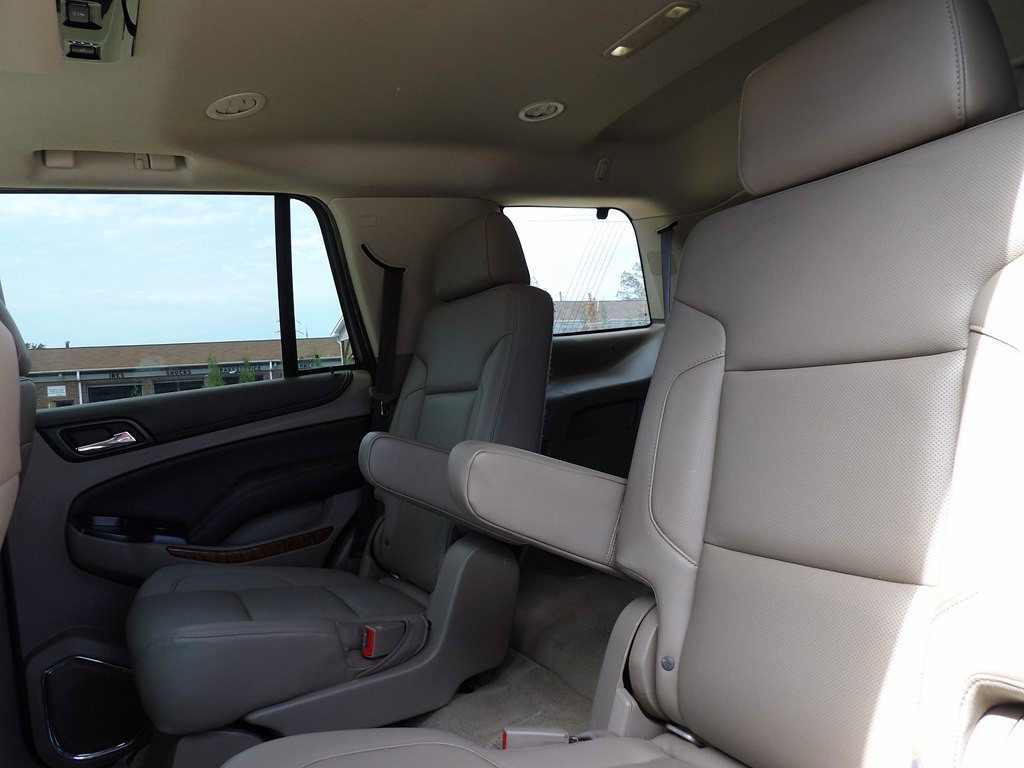 2017 Chevrolet Tahoe Image 30