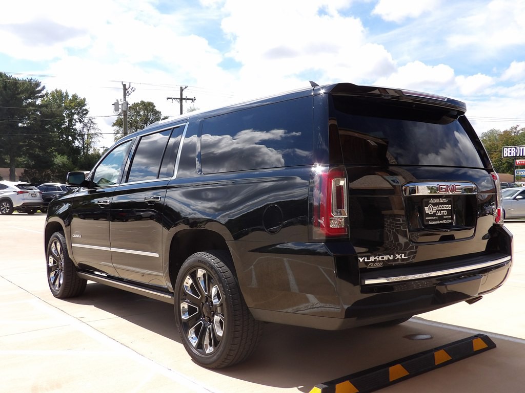 2019 GMC Yukon Image 3