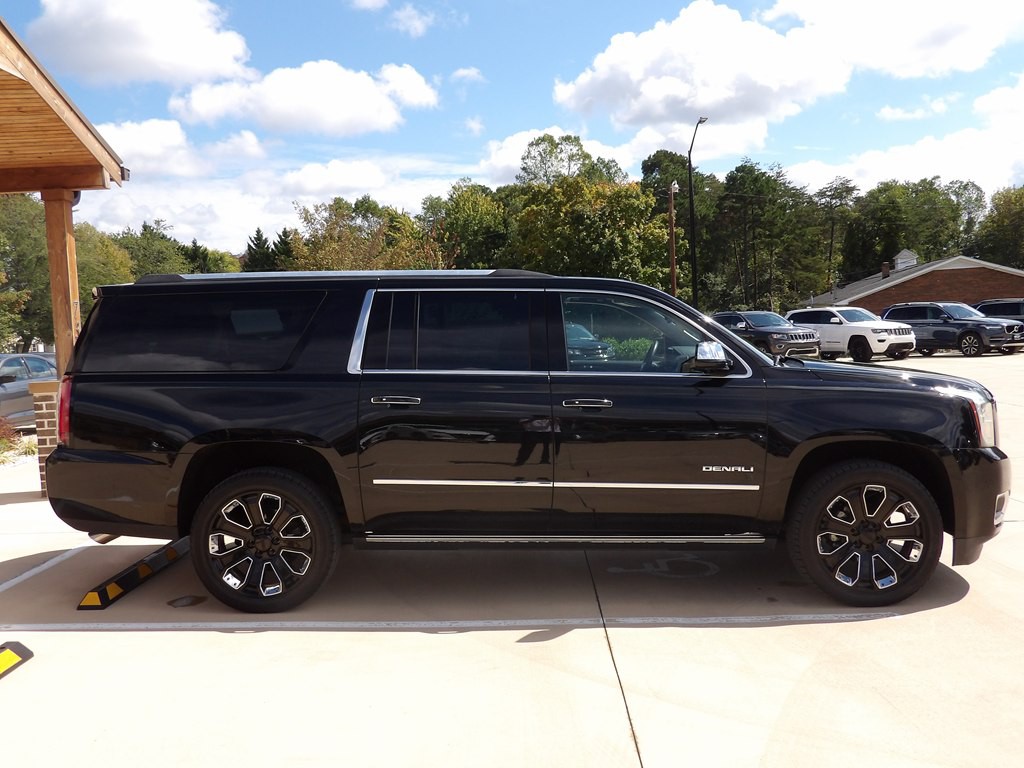 2019 GMC Yukon Image 6