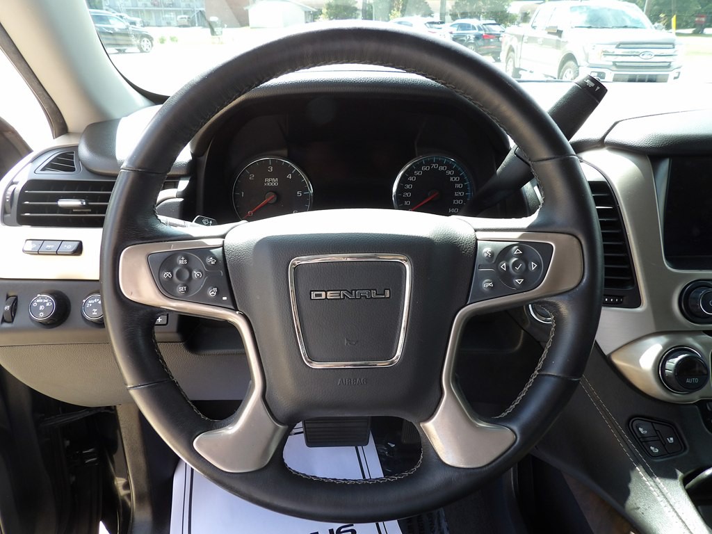 2019 GMC Yukon Image 16
