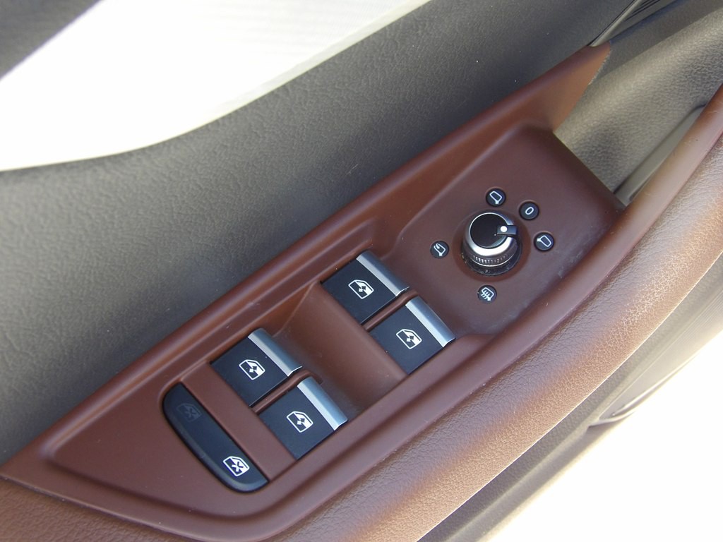 2017 Audi A4 Image 12