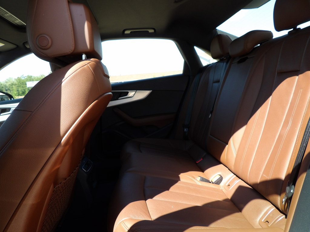 2017 Audi A4 Image 34