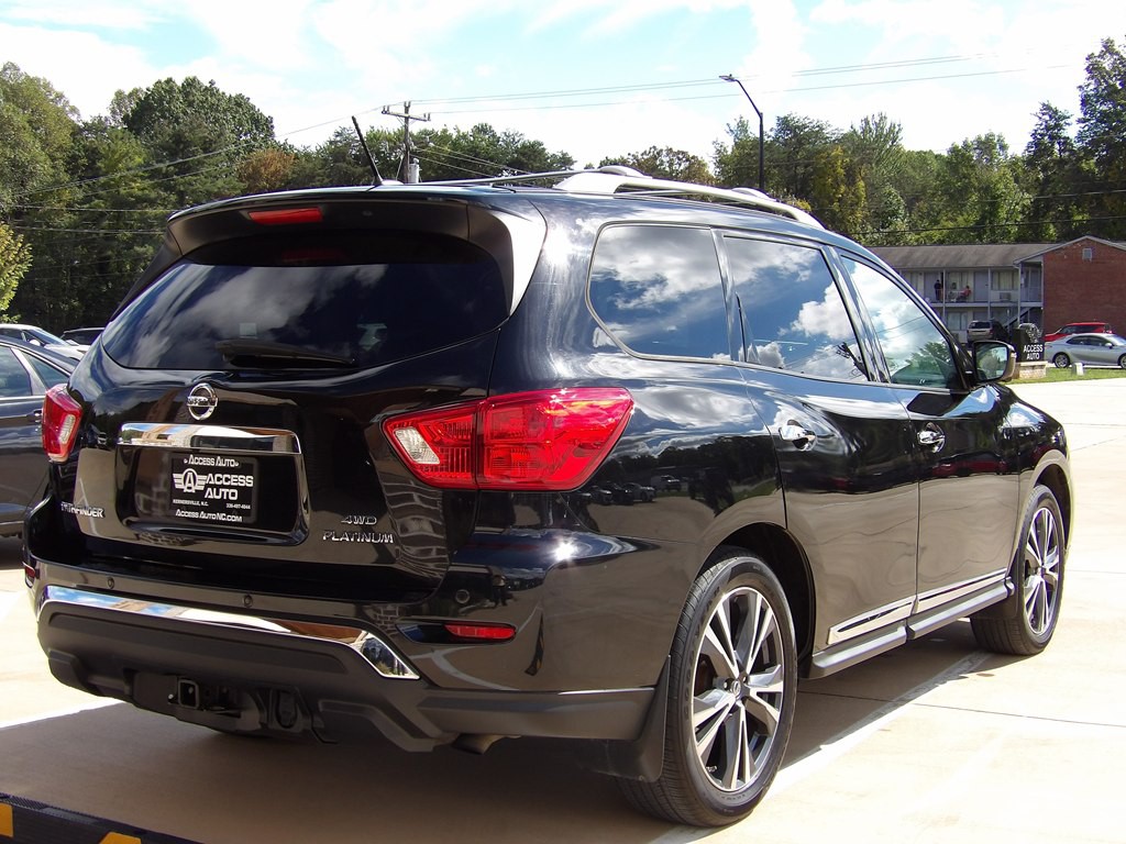 2018 Nissan Pathfinder Image 5
