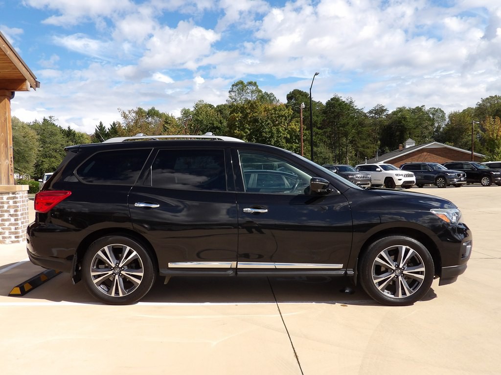 2018 Nissan Pathfinder Image 6