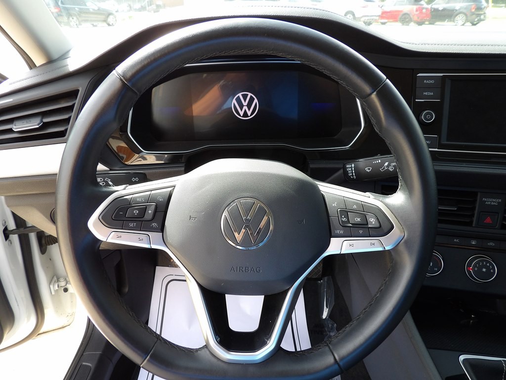2024 Volkswagen Jetta Image 15
