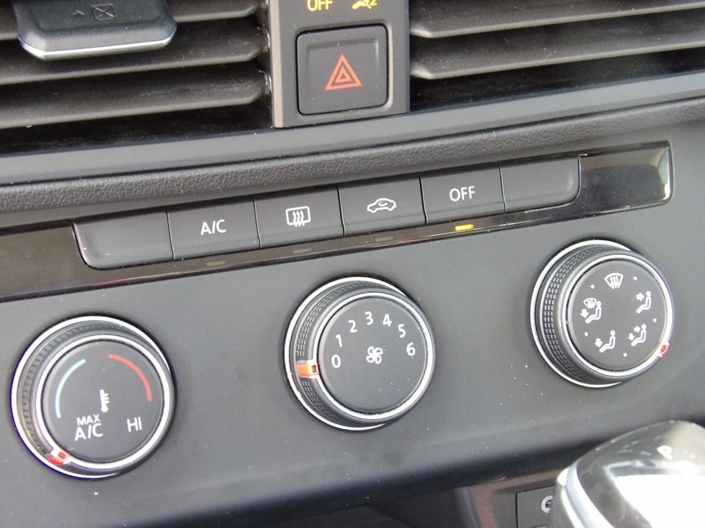 2024 Volkswagen Jetta Image 21