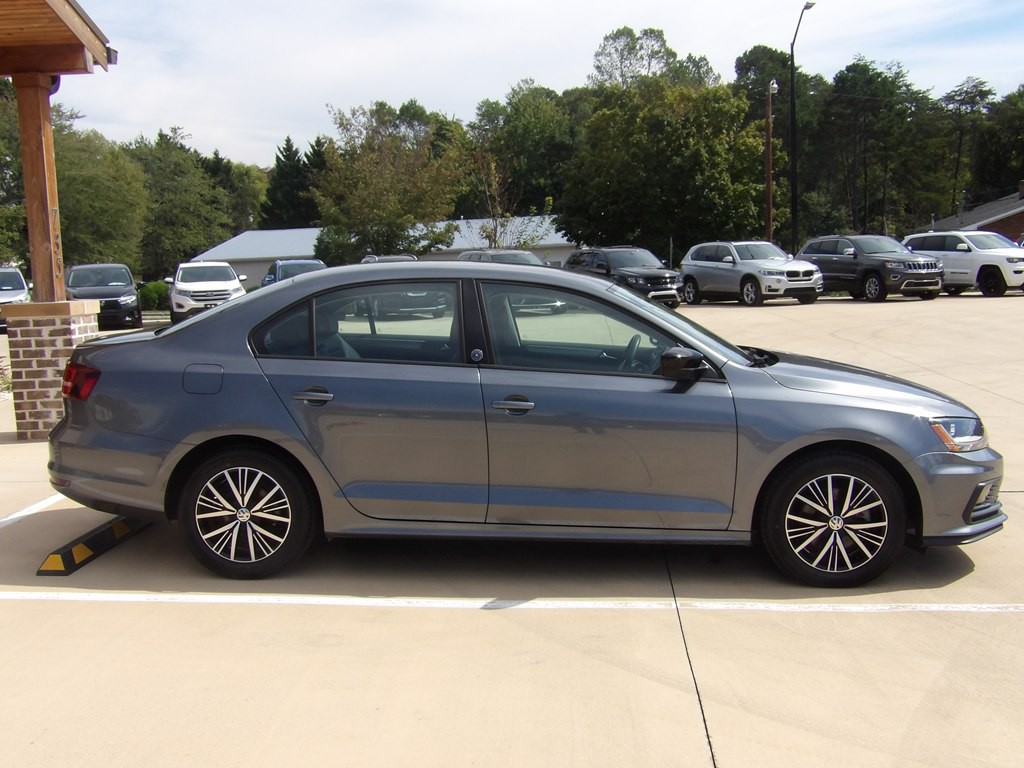 2018 Volkswagen Jetta Image 6