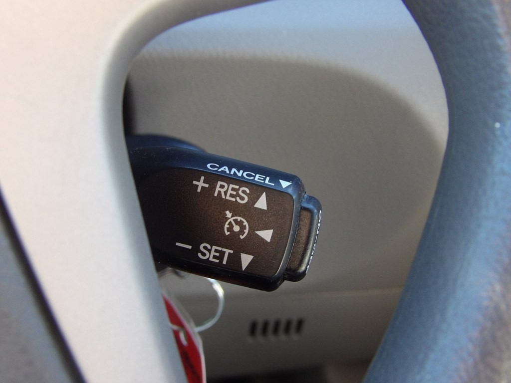 2011 Toyota Camry Image 17