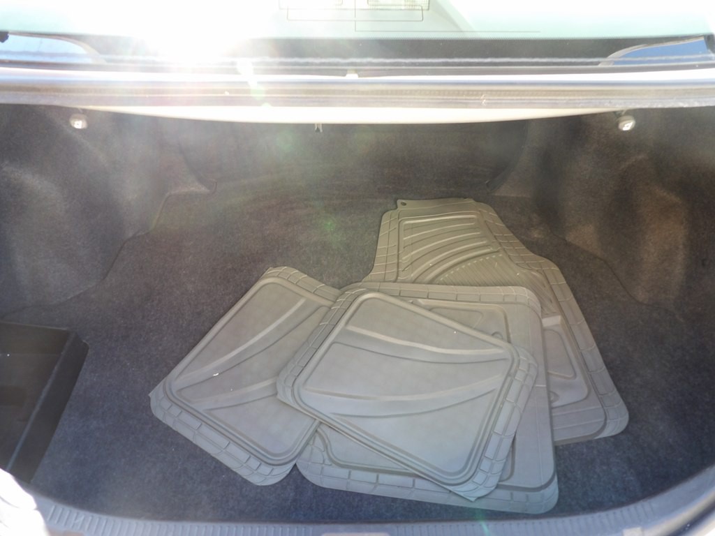 2011 Toyota Camry Image 25
