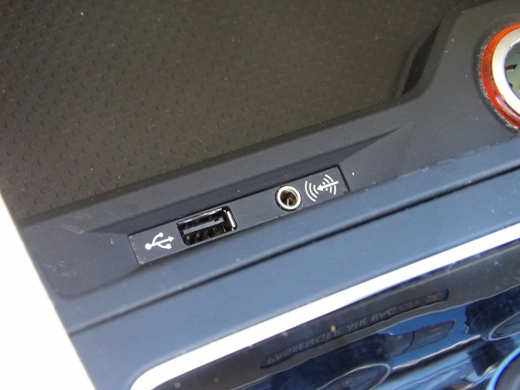 2017 Volkswagen Passat Image 26