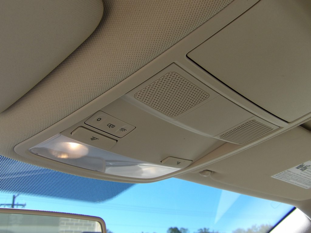 2017 Volkswagen Passat Image 27