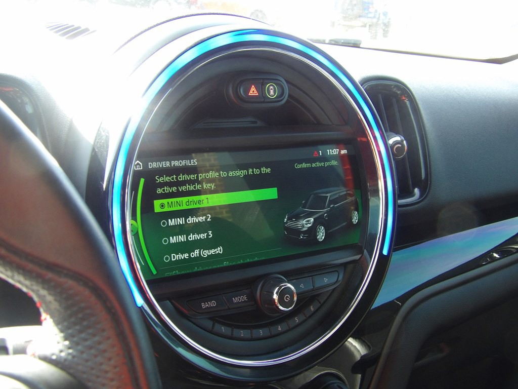 2019 MINI Cooper Image 23